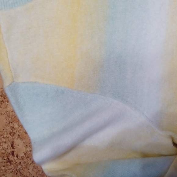 Loft Space Dyed Crew Neck Sweater in Yellow,  White, Blue/Green Size L NWT - Picture 4 of 8